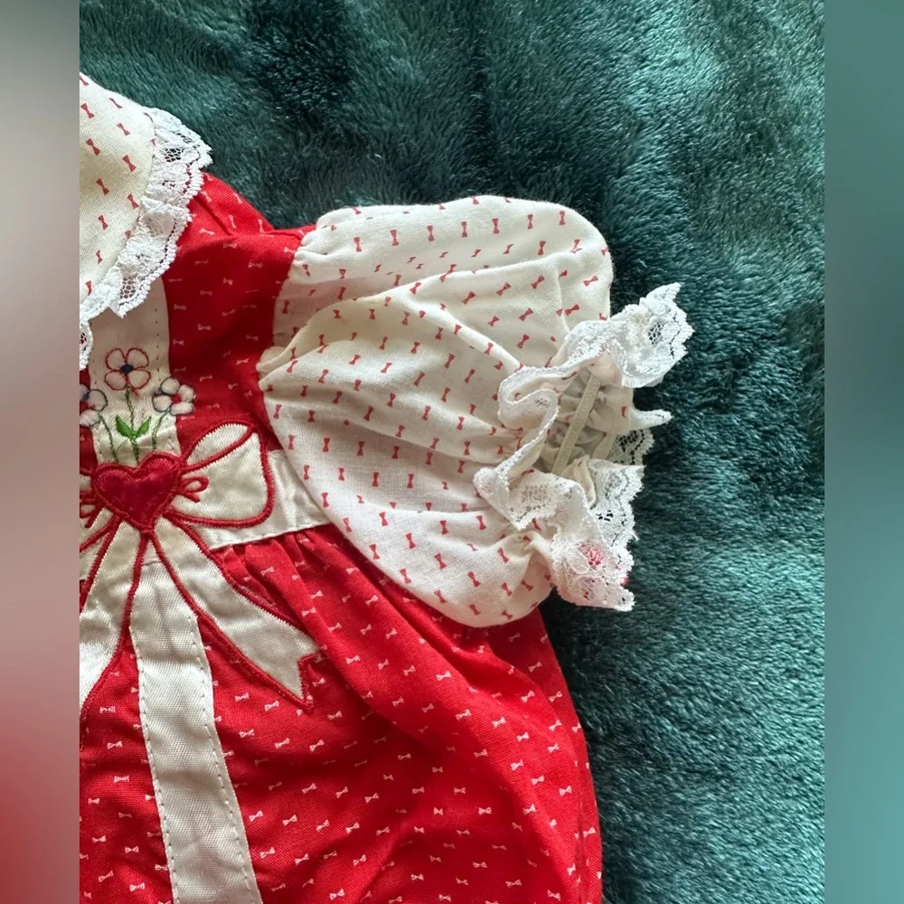 VINTAGE♥️ Red and White Baby Romper GIRL 🎀